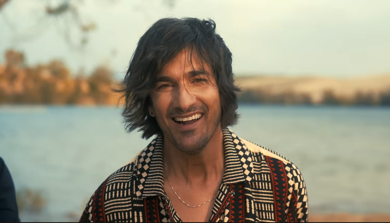 Hugo Salazar, Regálame tus besos 2.0