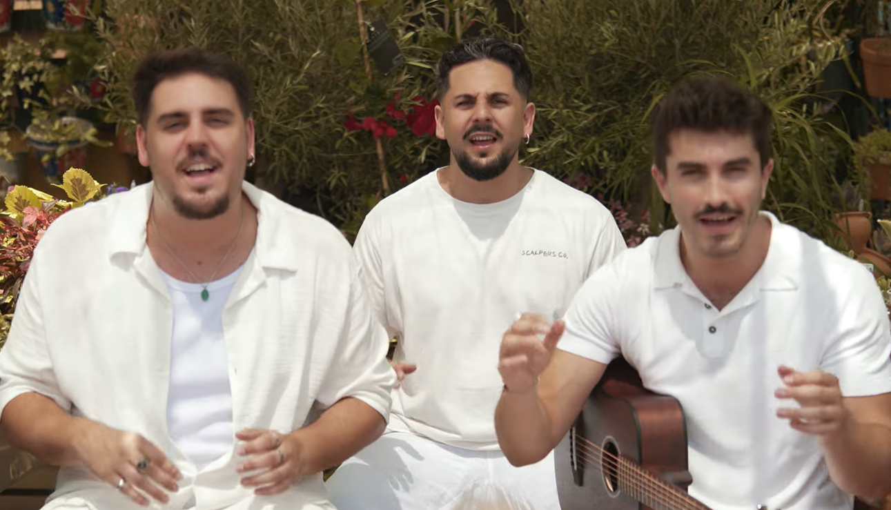 Al Liquindoi - 2 EXTRAÑOS